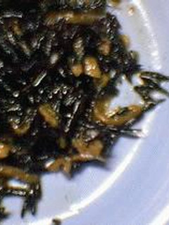 簡単! ひじきと切干大根の煮物(鶏肉入り)-レシピのメイン写真