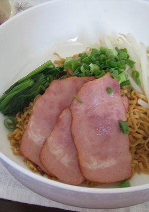 チキンラーメンからの～～タイ風和えそば-レシピのメイン写真