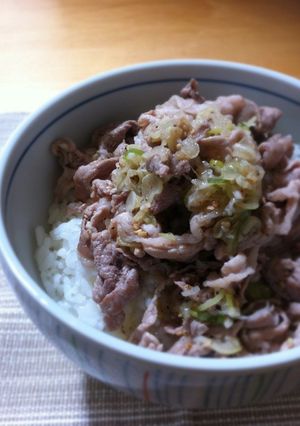 簡単！さっぱり★レモン塩だれの豚丼-レシピのメイン写真