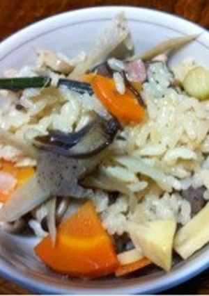 具も栄養もたっぷり まぜごはん-レシピのメイン写真