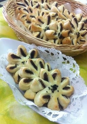 餡子入り菊模様パイ-レシピのメイン写真
