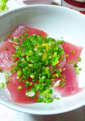 2種の食感☆マグロ丼-レシピのメイン写真
