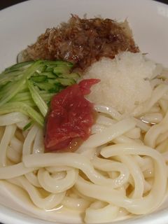 夏はサッパリ。梅おろしうどん!-レシピのメイン写真