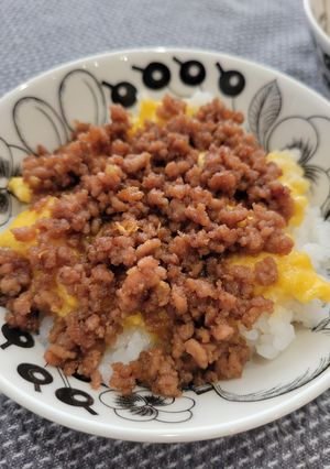そぼろとトロトロ玉子の二色丼-レシピのメイン写真