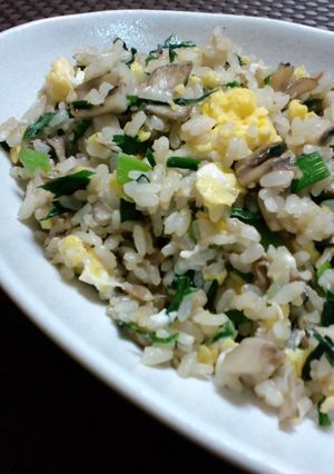 ニラと舞茸のチャーハン✿-レシピのメイン写真