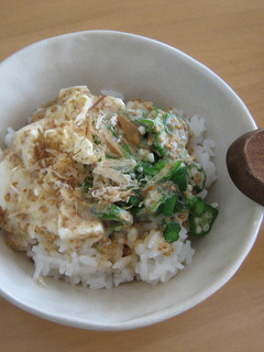 トロットロ♪おくらと豆腐のcafe丼-レシピのメイン写真