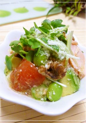 鮭とアボカドとトマトのサラダ-レシピのメイン写真