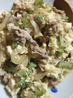 苦味をおさえたゴーヤチャンプル-レシピのメイン写真