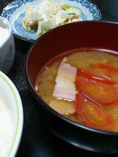 夏にぴったり★トマトの味噌スープ-レシピのメイン写真