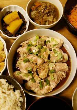 炊飯器で放っておくだけ☆美味しい蒸し鶏-レシピのメイン写真