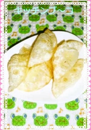 餃子の皮で．チーズ揚げ-レシピのメイン写真