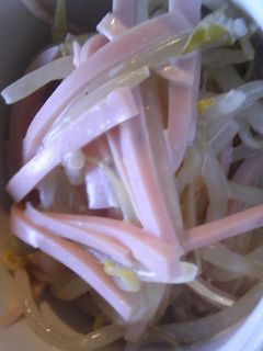 魚肉ソーセージとモヤシで一品♪-レシピのメイン写真