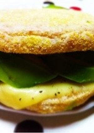 簡単♪アボカドチーズサンド-レシピのメイン写真