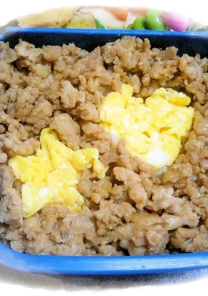 ❤鶏そぼろ＆卵そぼろでデコ弁❤-レシピのメイン写真