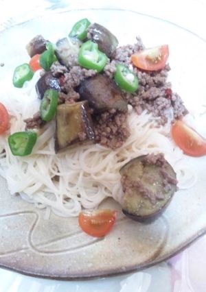 なすとひき肉の辛すっぱそうめん-レシピのメイン写真