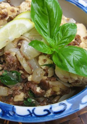 柚子胡椒ピリッ～豆腐と挽肉のバジル炒め-レシピのメイン写真