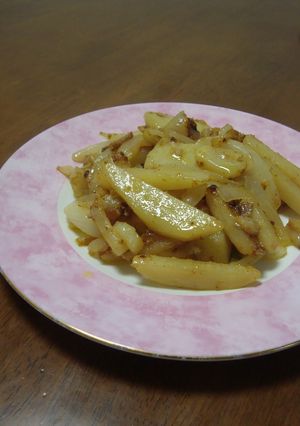 子供も絶賛！じゃが玉のカレマヨ炒め-レシピのメイン写真