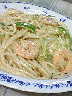 ぷりぷりエビのマヨネーズパスタ☆ピリ辛味-レシピのメイン写真