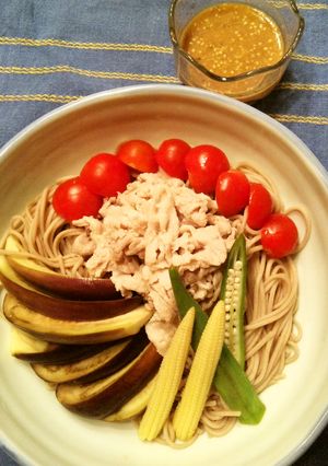 ランチや夜食！ごま味噌だれ☆冷しゃぶ蕎麦-レシピのメイン写真