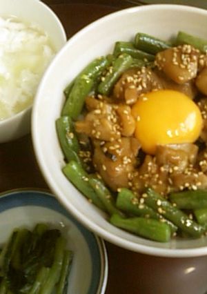 焼き肉のタレで照り玉丼＆卵白の中華スープ-レシピのメイン写真