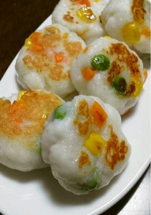 お弁当に✿カラフルはんぺん✿-レシピのメイン写真