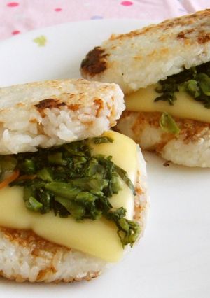 焼きおに野沢菜チーズサンド♪-レシピのメイン写真