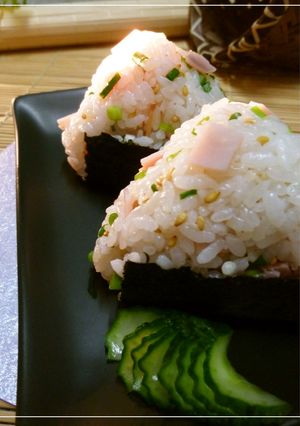 ロースハムの和風おにぎり-レシピのメイン写真