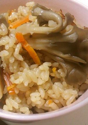 ☆うちのごはん☆舞茸の炊き込み-レシピのメイン写真