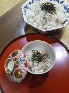 簡単節約♪御馳走鮭ちらし寿司-レシピのメイン写真