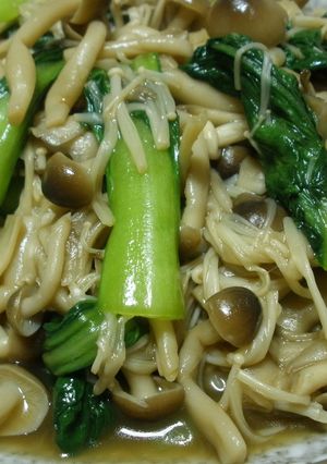 たくさん　きのこのチンゲン菜炒め-レシピのメイン写真