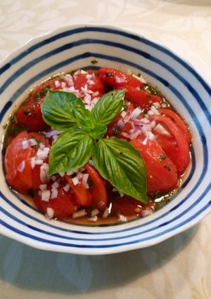 絶品バジル醤油ドレッシングのトマトサラダ-レシピのメイン写真