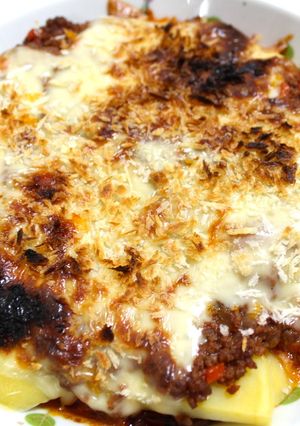ミートソースとじゃがいものチーズ焼き♪-レシピのメイン写真