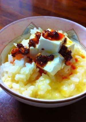 クリームチーズと食べるラー油の卵かけご飯-レシピのメイン写真
