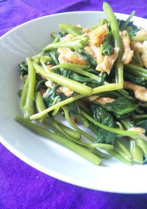 空芯菜と油揚げのニンニク炒め-レシピのメイン写真