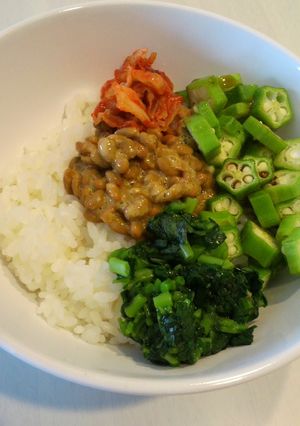 モロヘイヤで夏バテ解消☆ねばねば丼-レシピのメイン写真
