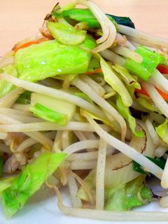 調味料3つ!確実おいしい!肉野菜炒め!-レシピのメイン写真