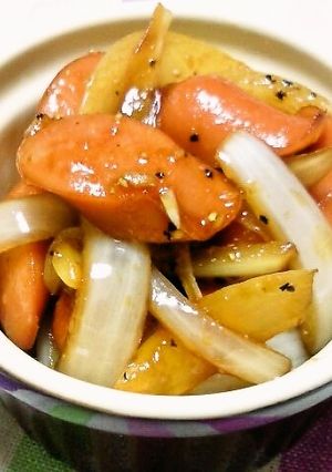 ウインナーと玉葱☆焼肉のたれチーズ炒め-レシピのメイン写真
