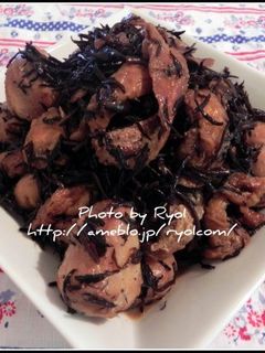 里芋とひじきの煮物-レシピのメイン写真