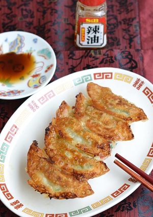 肉汁ジューシー♪皮パリ餃子-レシピのメイン写真
