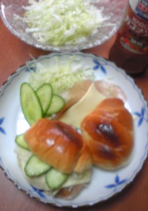 ヘルシー朝食 ロールパンサンド-レシピのメイン写真