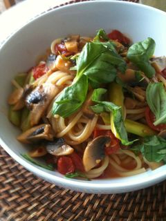 マッシュルームとプチトマトのパスタ-レシピのメイン写真