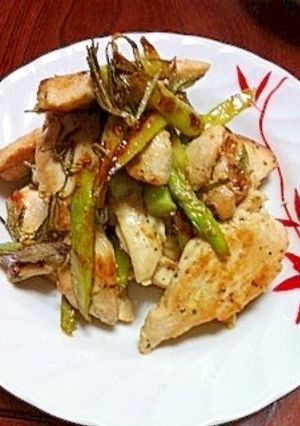 鶏肉とアスパラのローズマリー炒め-レシピのメイン写真