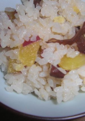 さつまいもと生きくらげの炊き込みご飯-レシピのメイン写真