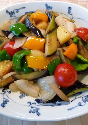 バルサミコ酢で野菜炒めイタリア～ン！-レシピのメイン写真