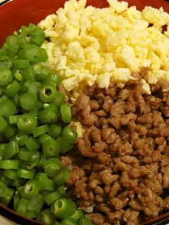 三色そぼろご飯-レシピのメイン写真