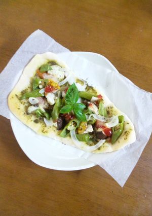 ﾊﾞｼﾞﾙソースの夏野菜ピザ-レシピのメイン写真