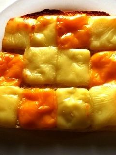 三色モザイクチーズトースト-レシピのメイン写真