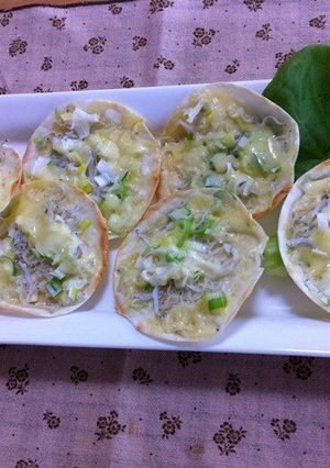 餃子の皮でしらすピザ-レシピのメイン写真