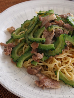 シンプル☆ゴーヤのナンプラー焼きそば-レシピのメイン写真