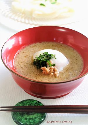 温泉卵と鶏そぼろでいただく胡麻そうめん-レシピのメイン写真